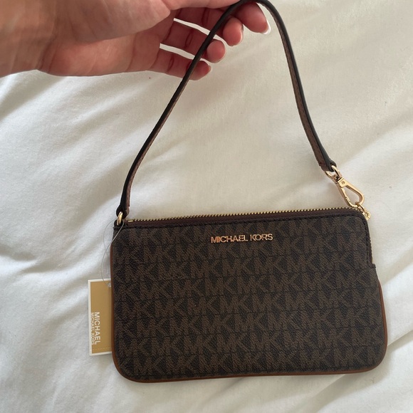 Michael Kors wristlet/Mini Purse - Picture 3 of 3